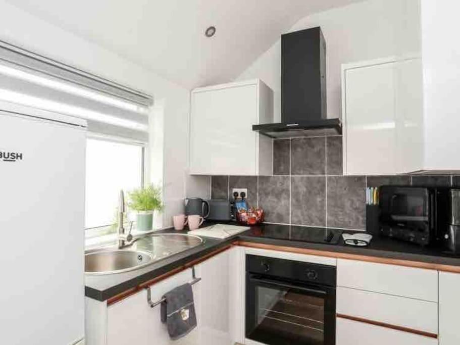 Beeches Bach, 1 Bedroom With Hot Tub * Prestatyn