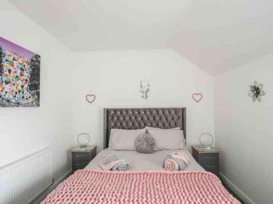Beeches Bach, 1 Bedroom With Hot Tub Prestatyn
